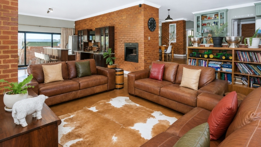 4 Bedroom Property for Sale in Seasons Lifestyle Estate North West